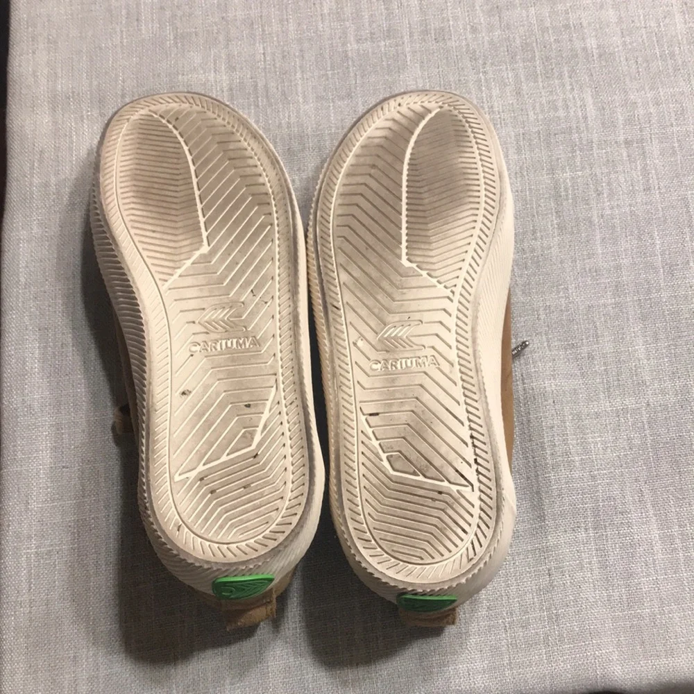 Cariuma suede dark mustard brown sneakers - Picture 3 of 8